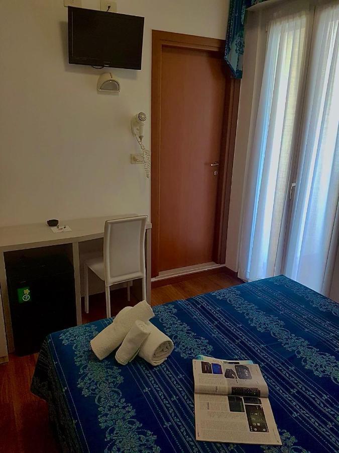 Hotel Arena Rimini Dış mekan fotoğraf