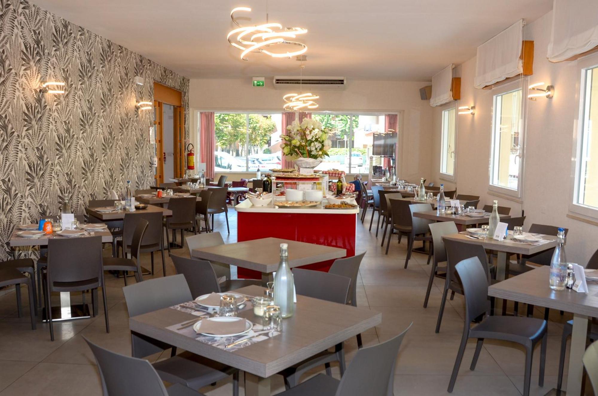Hotel Arena Rimini Dış mekan fotoğraf